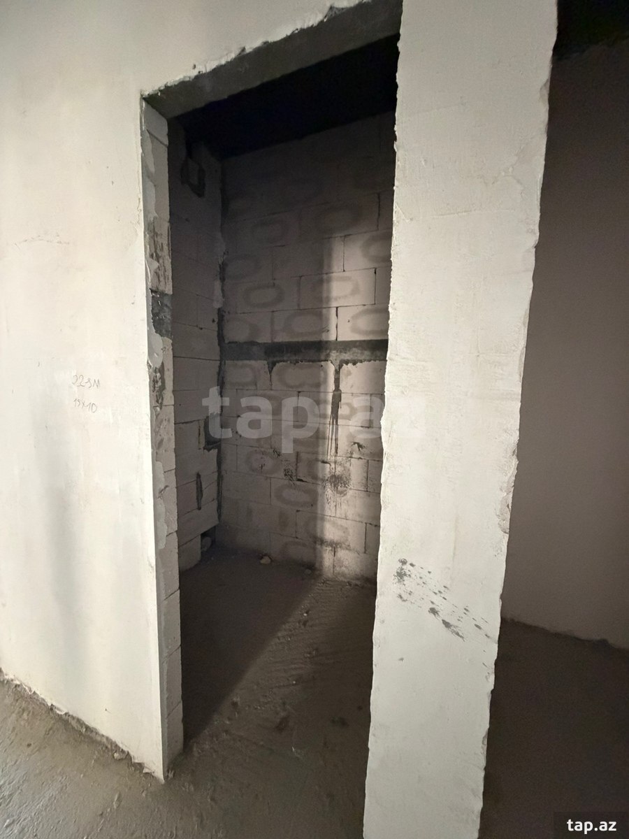 4-otaqlı yeni tikili, Nəsimi r., 194 m²