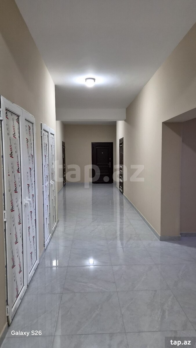 2-комн. новостройка, Гусарский р., 82 м²
