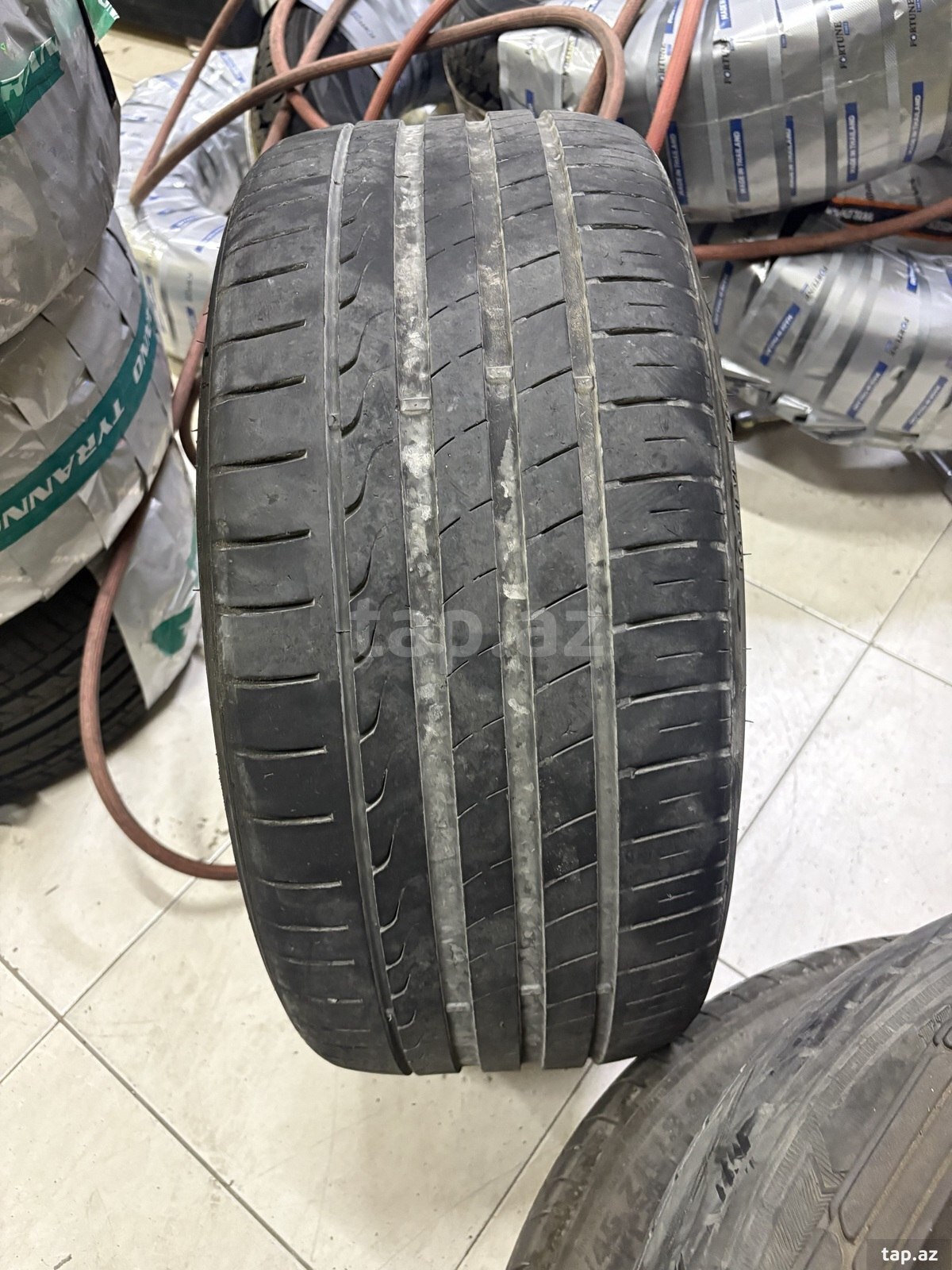 Şinlər 235/40 R18
