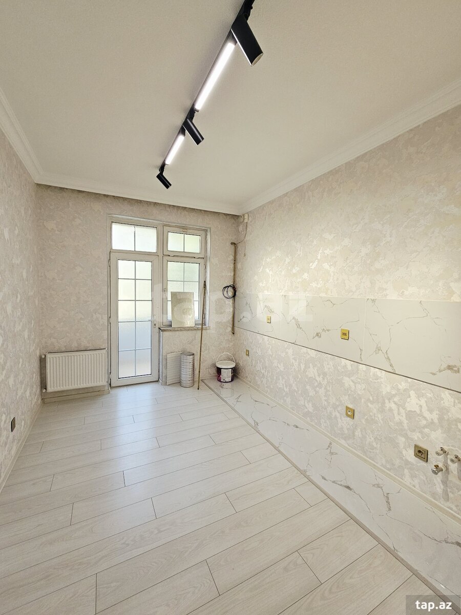 3-otaqlı yeni tikili, Gəncə ş., 90 m²