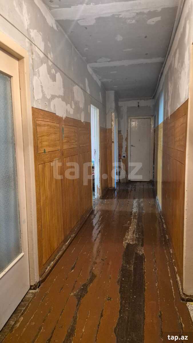5-otaqlı mənzil, 9-cu mkr., 130 m²