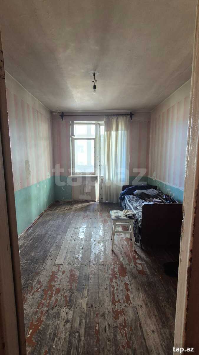 5-otaqlı mənzil, 9-cu mkr., 130 m²