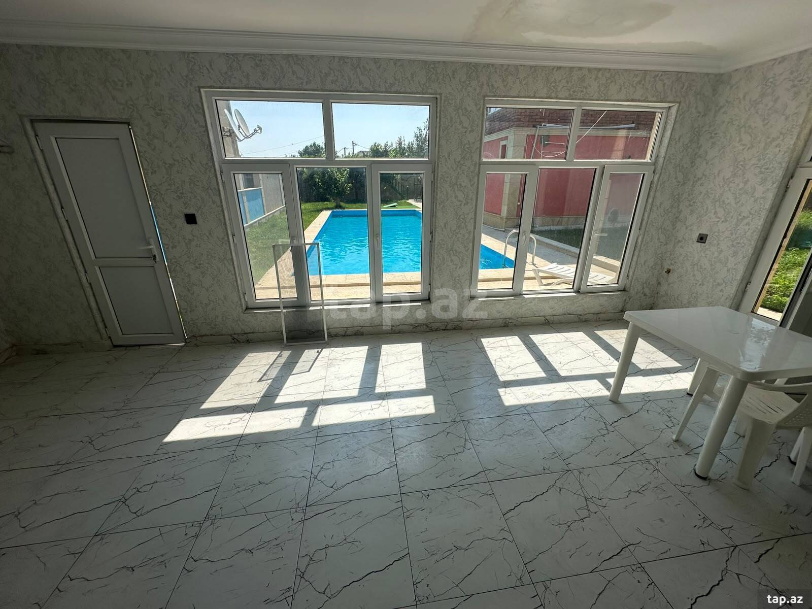Bağ evi kirayə verilir, Novxanı qəs.