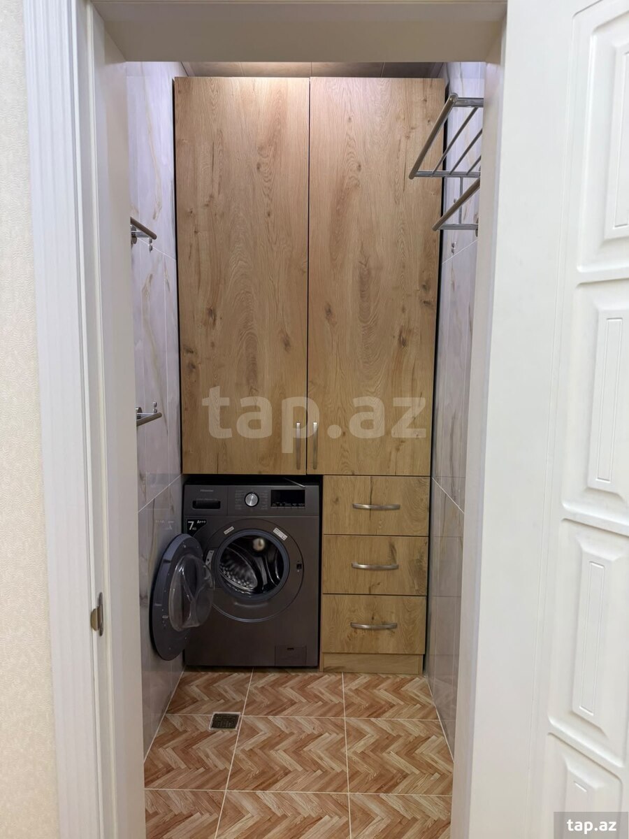 2-otaqlı yeni tikili, Ənvər Hüseynov küç., 75 m²