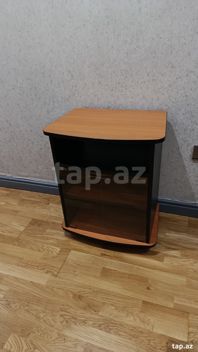 Televizor altlığı