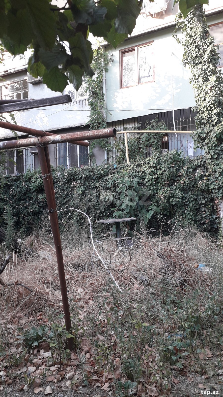 3 sot torpaq sahəsi, Biləcəri qəs.