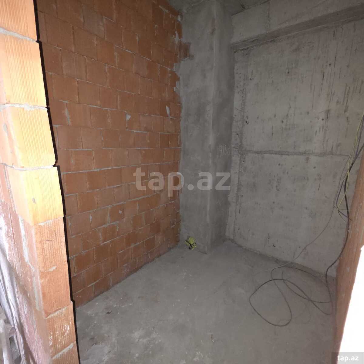 3-otaqlı yeni tikili, Balaəmi Dadaşov küç., 140 m²