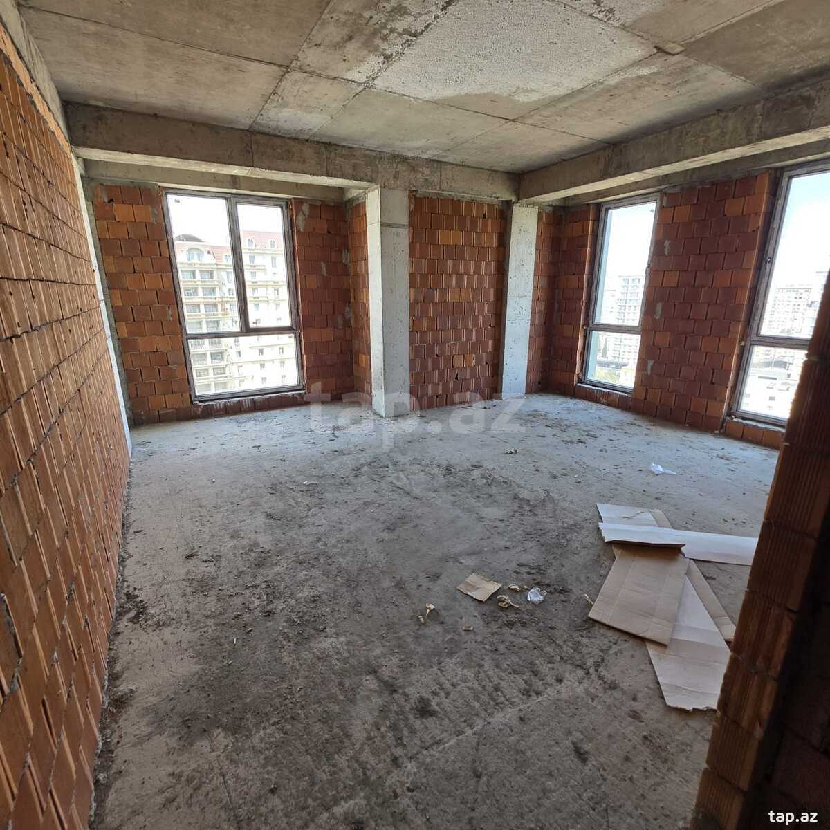 3-otaqlı yeni tikili, Balaəmi Dadaşov küç., 140 m²