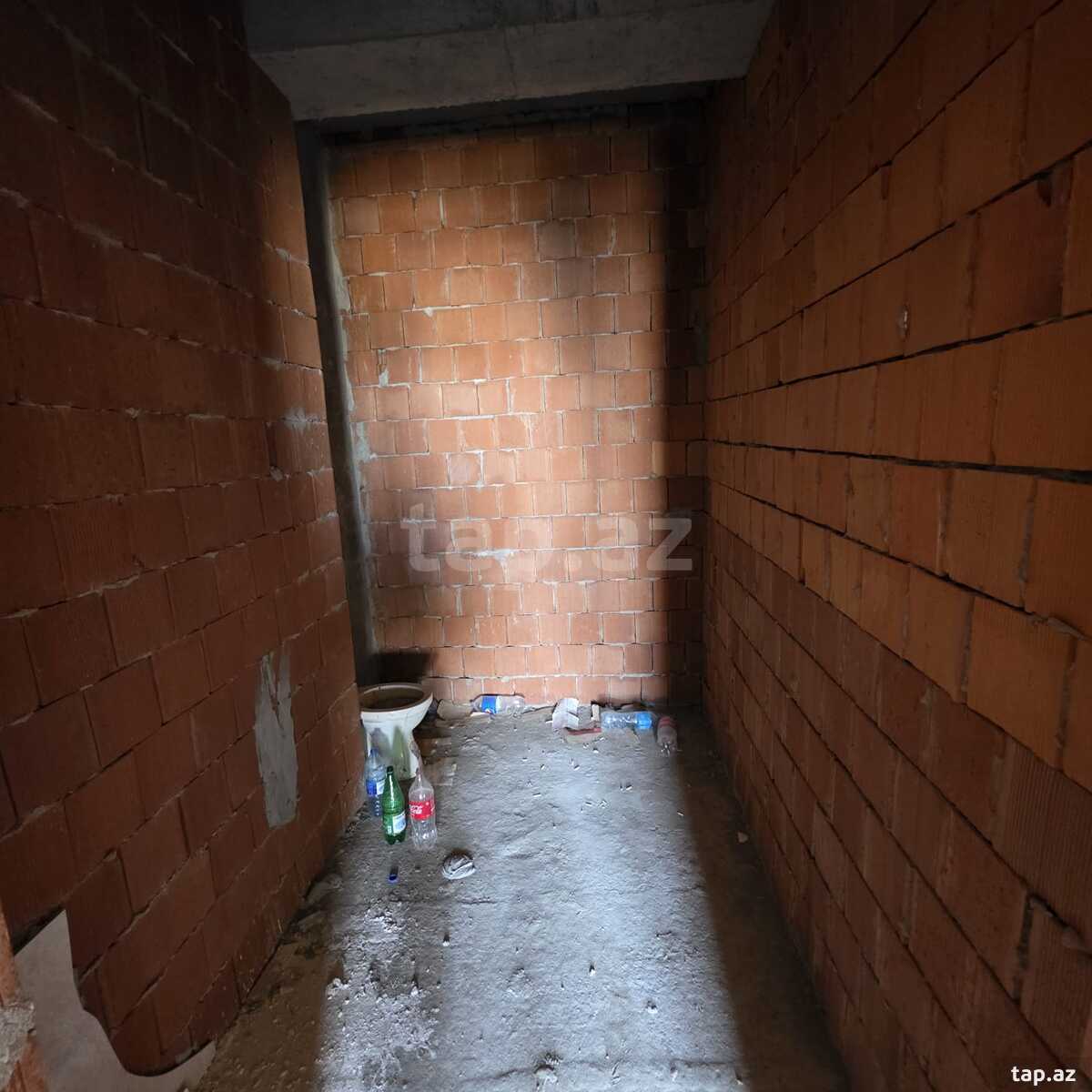 3-otaqlı yeni tikili, Balaəmi Dadaşov küç., 140 m²