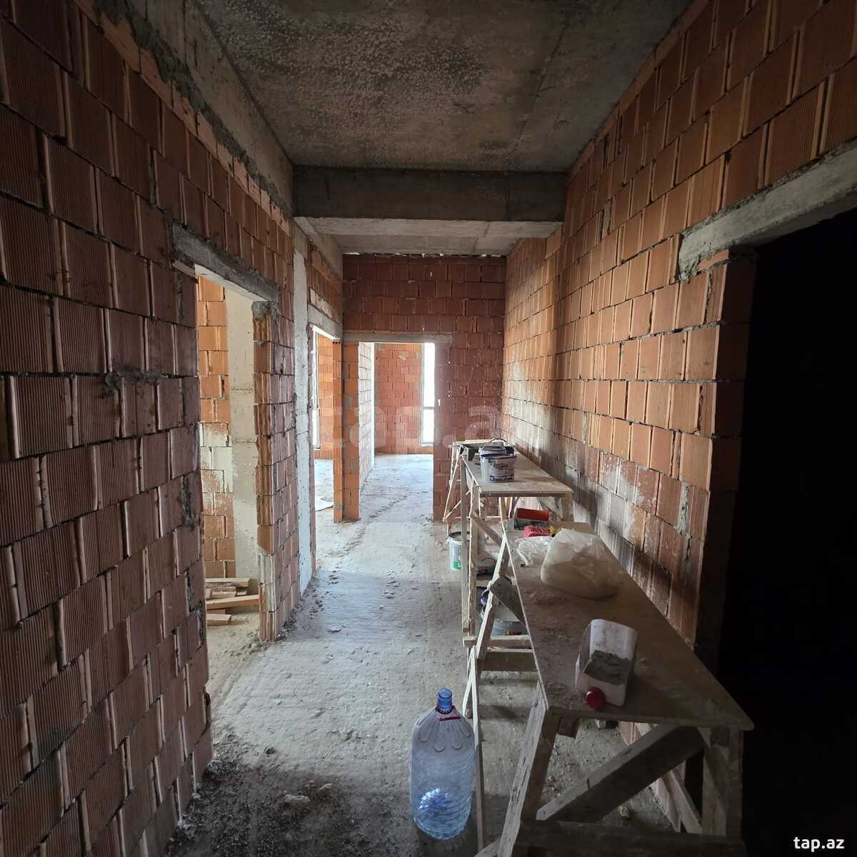 3-otaqlı yeni tikili, Balaəmi Dadaşov küç., 140 m²