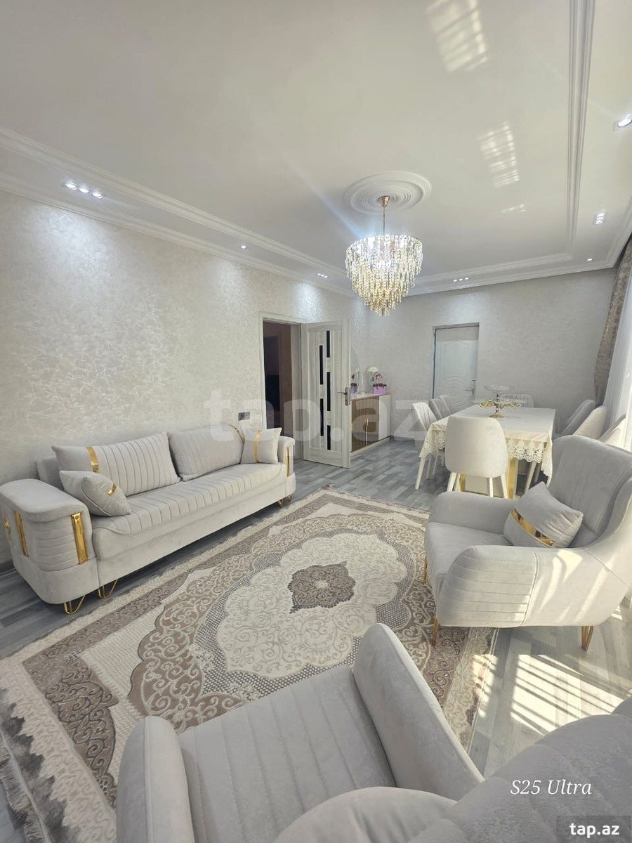 Həyət evi, Saray qəs.