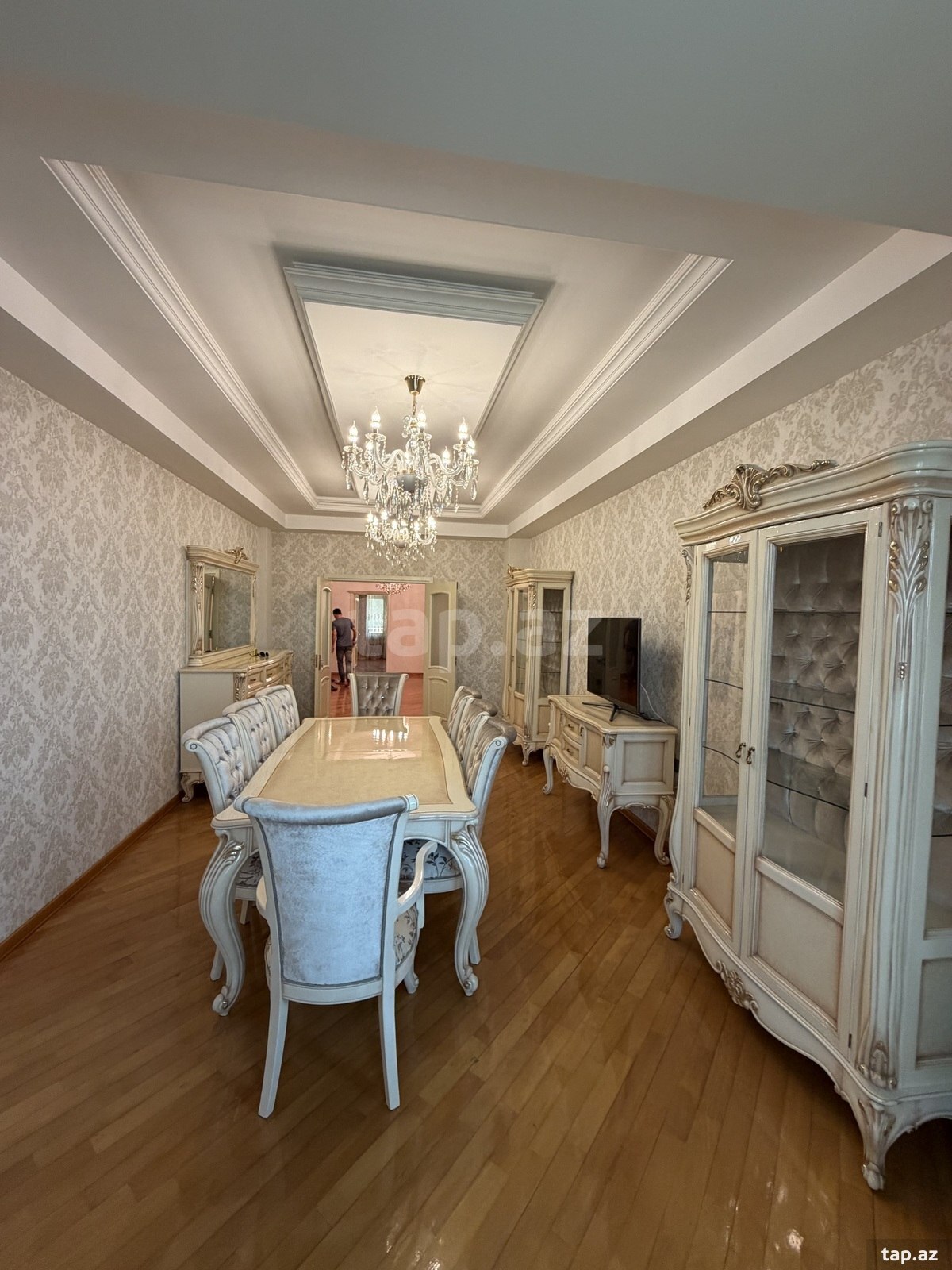 3-otaqlı yeni tikili, Xırdalan ş., 136 m²