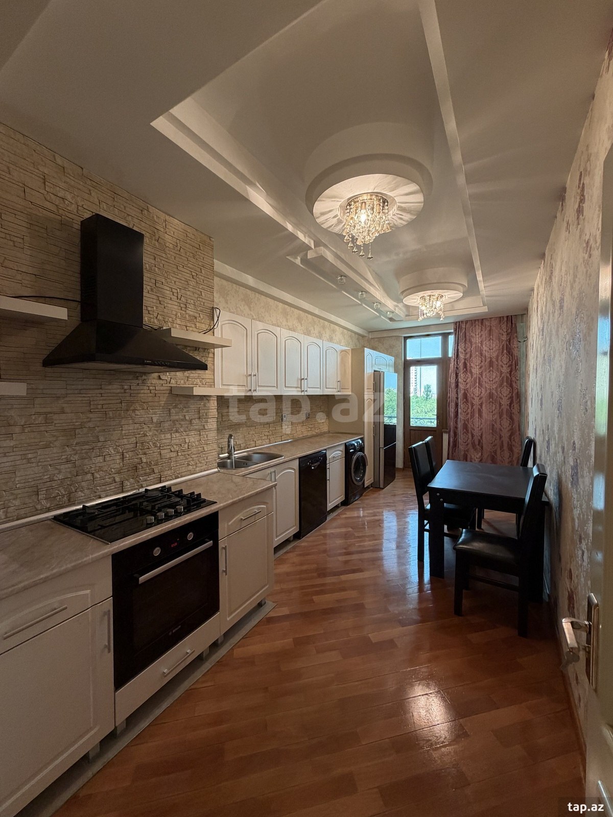 3-otaqlı yeni tikili, Xırdalan ş., 136 m²