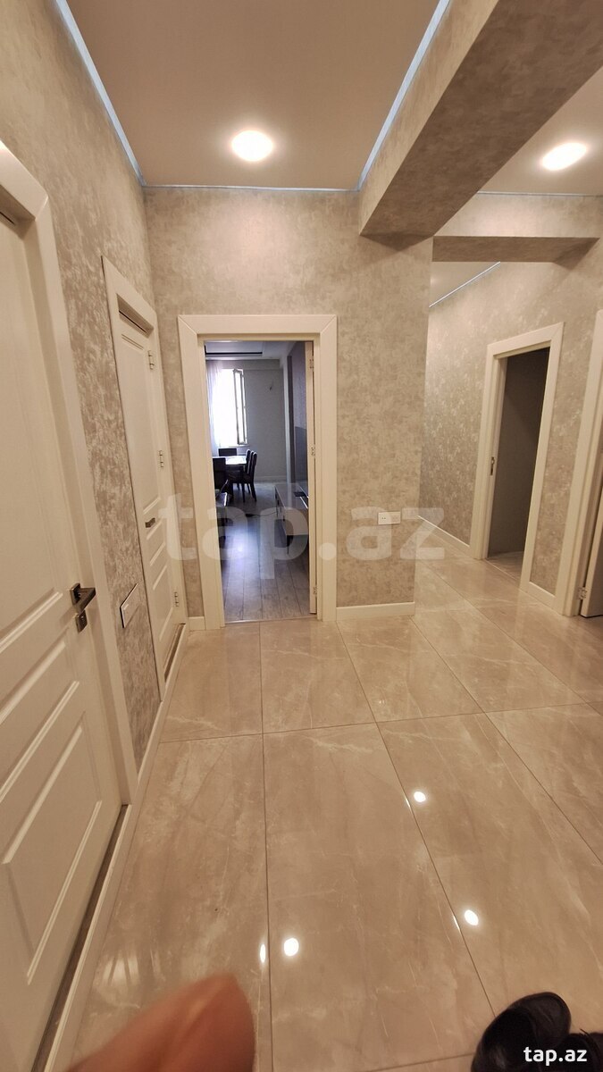 3-otaqlı yeni tikili, Gəncə ş., 100 m²