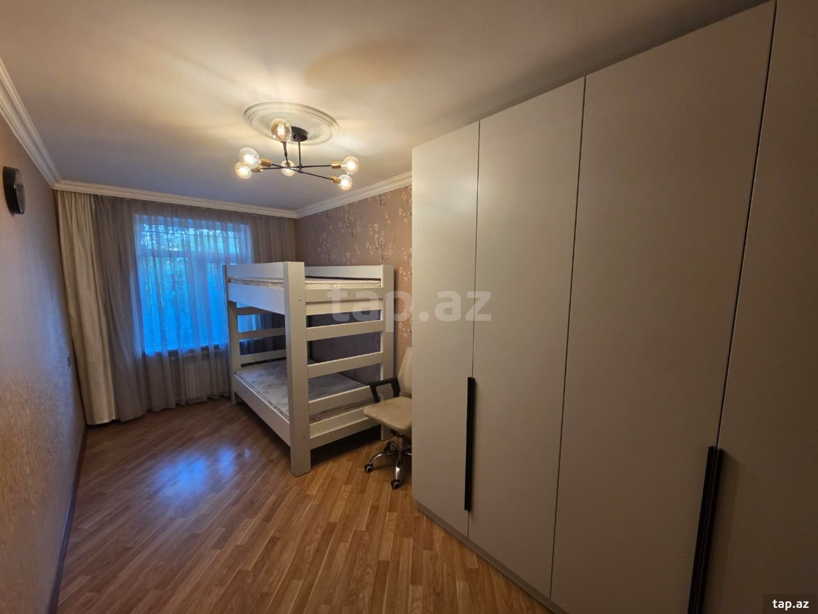 3-otaqlı mənzil kirayə verilir, Əhməd Cəmil küç., 80 m²