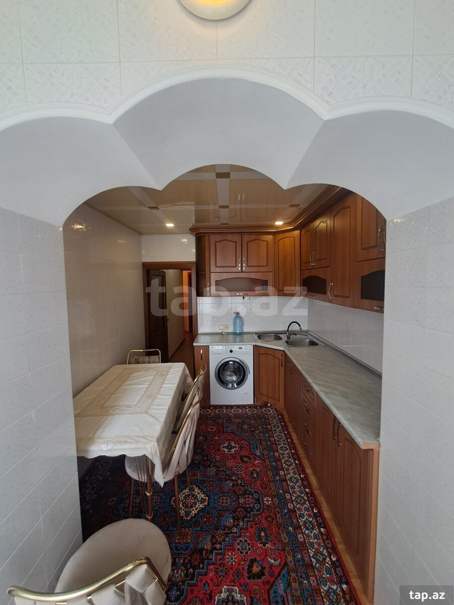 3-otaqlı mənzil kirayə verilir, Xalqlar Dostluğu m., 80 m²