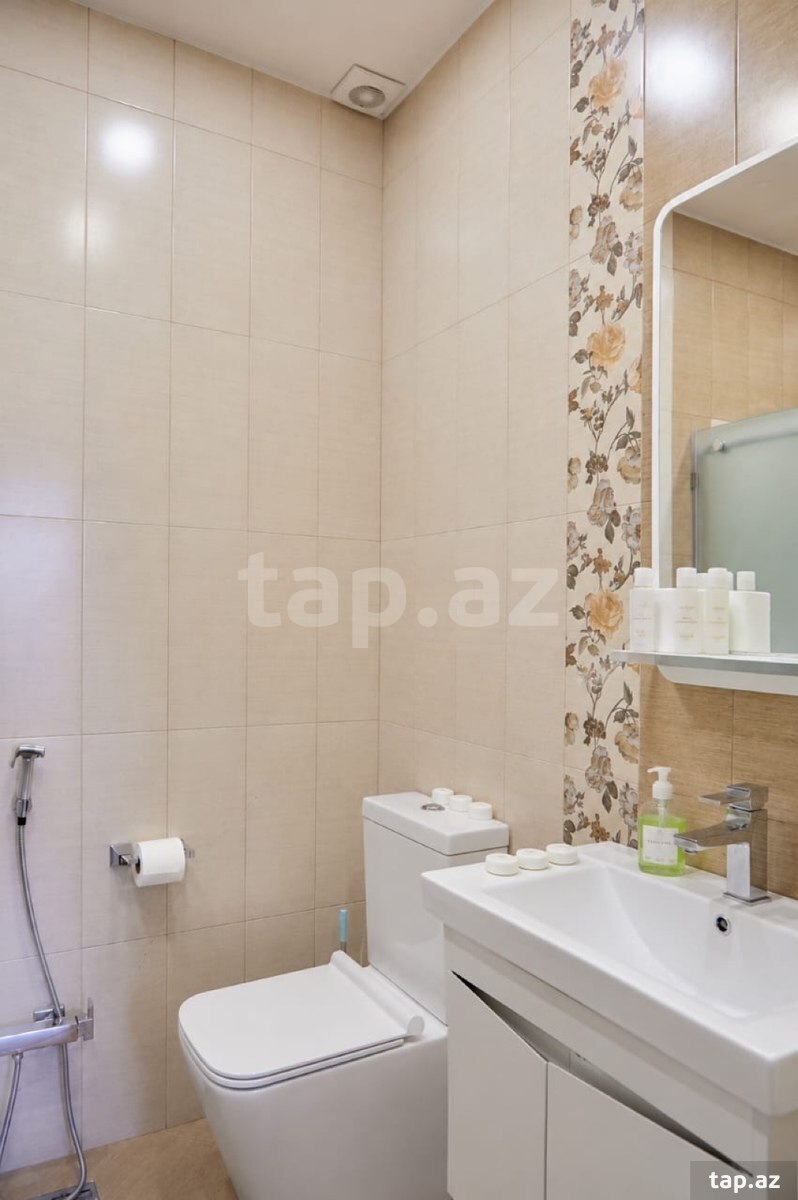 3-otaqlı yeni tikili kirayə verilir, Afiyəddin Cəlilov küç., 160 m²