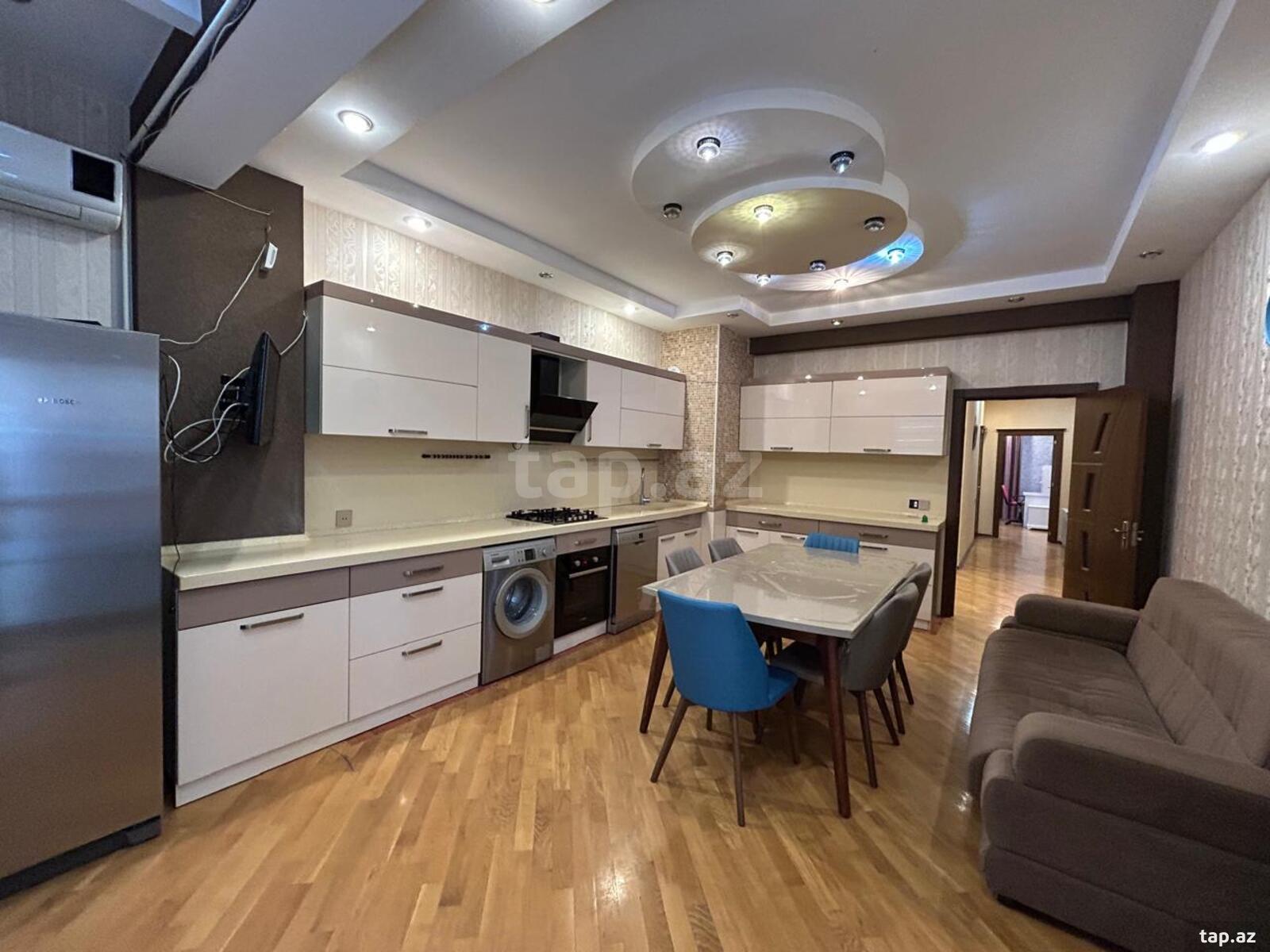 3-otaqlı yeni tikili, Babək pr., 158 m²