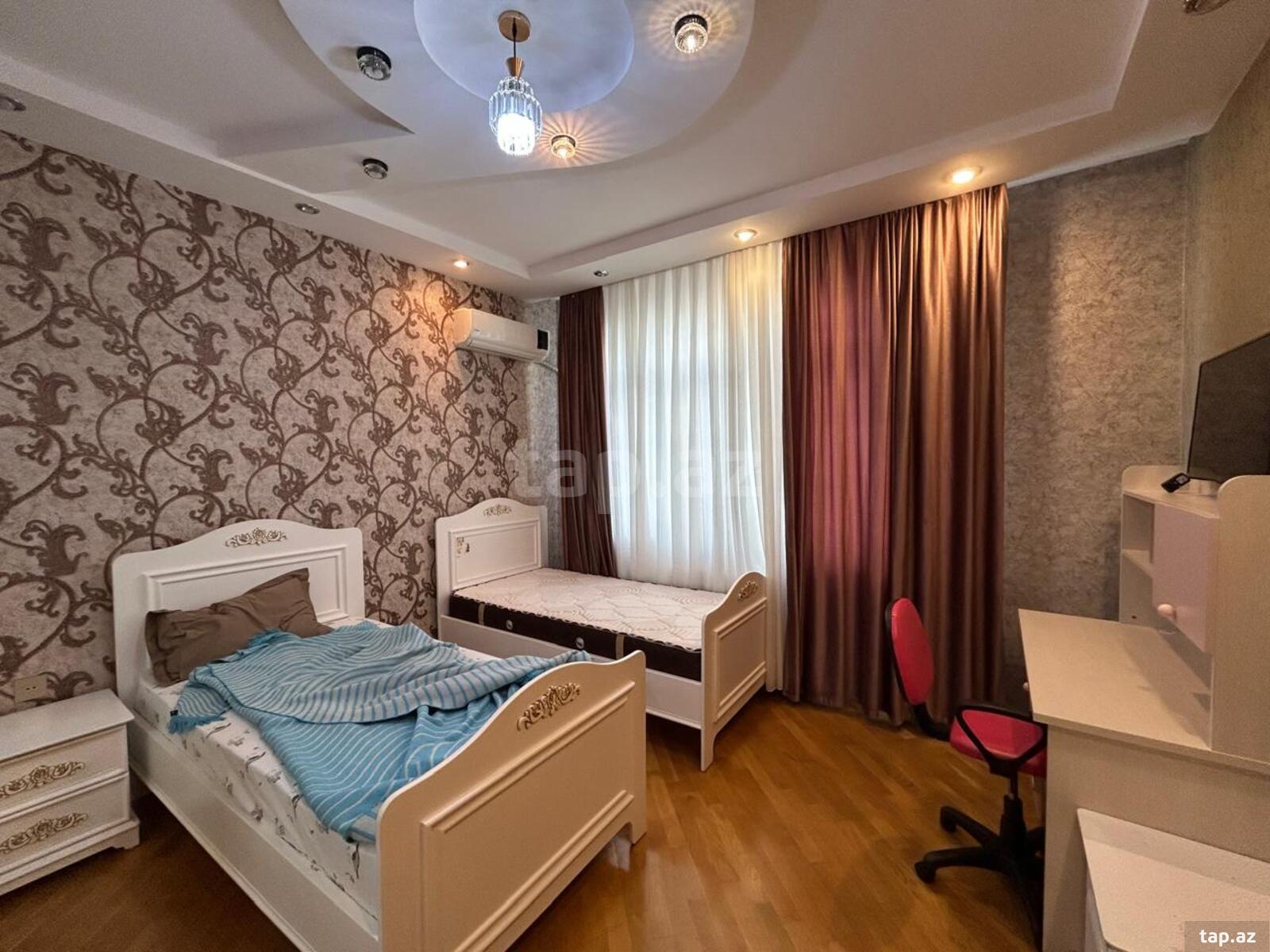 3-otaqlı yeni tikili, Babək pr., 158 m²