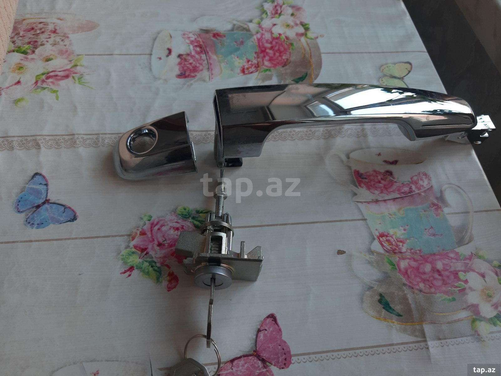 Mitsubishi L200 qapı tutacağı
