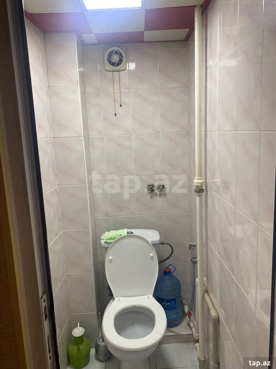 2-otaqlı mənzil kirayə verilir, A.Neymətulla küç., 55 m²