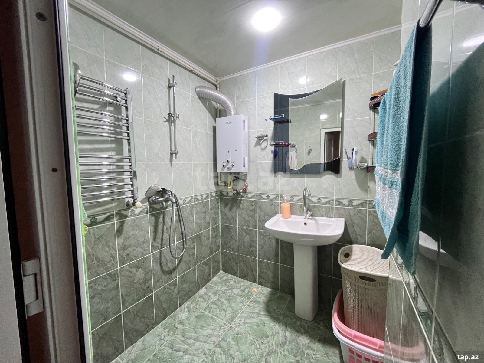 5-otaqlı mənzil, Əhmədli m., 120 m²