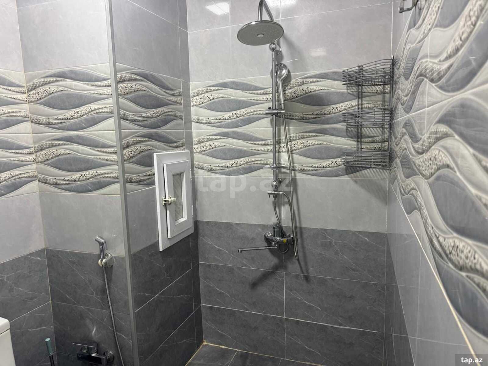 3-otaqlı mənzil, Memar Əcəmi m., 70 m²