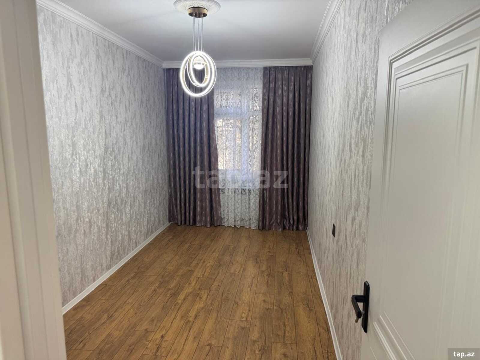 3-otaqlı mənzil, Memar Əcəmi m., 70 m²