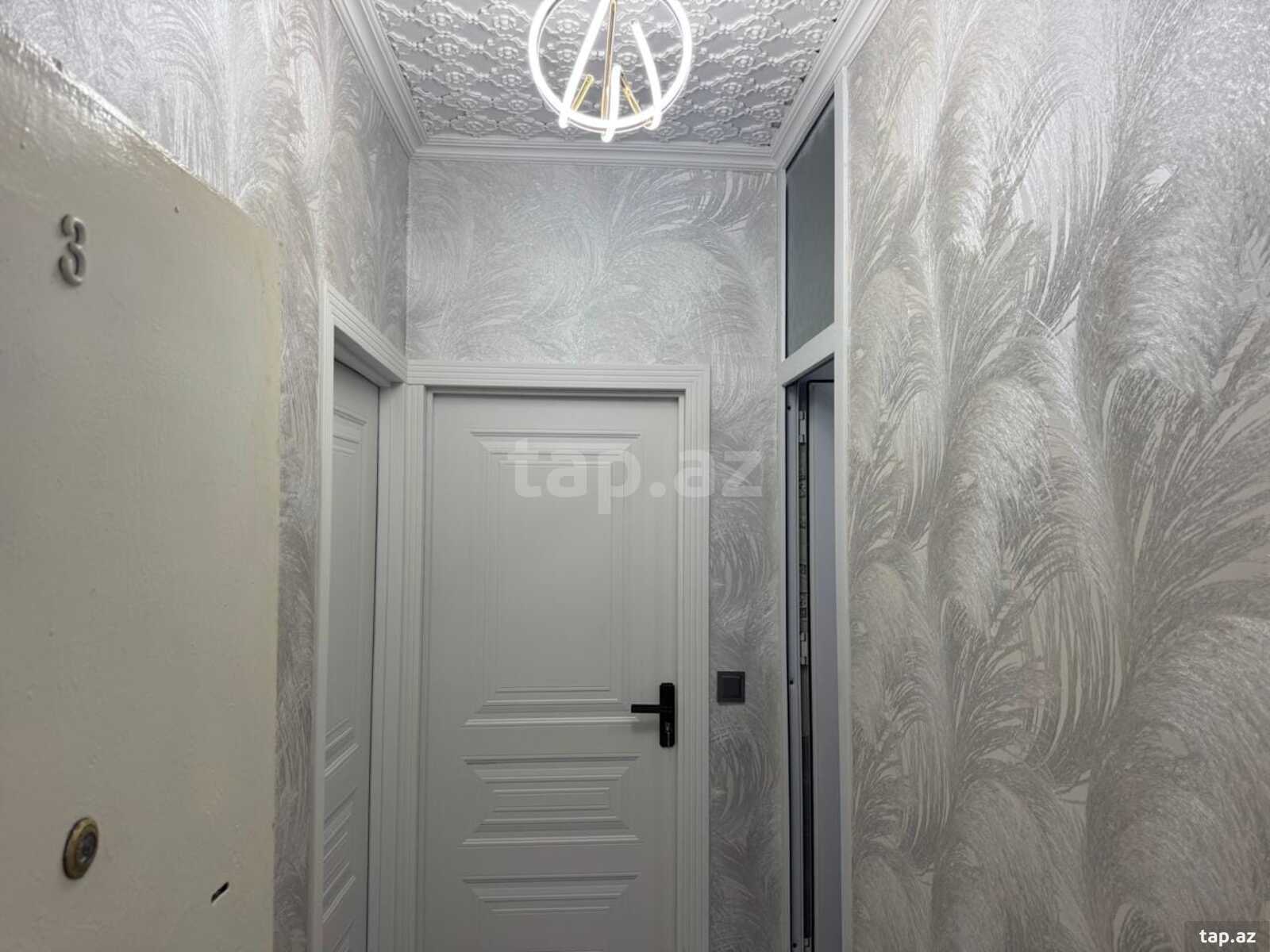 3-otaqlı mənzil, Memar Əcəmi m., 70 m²