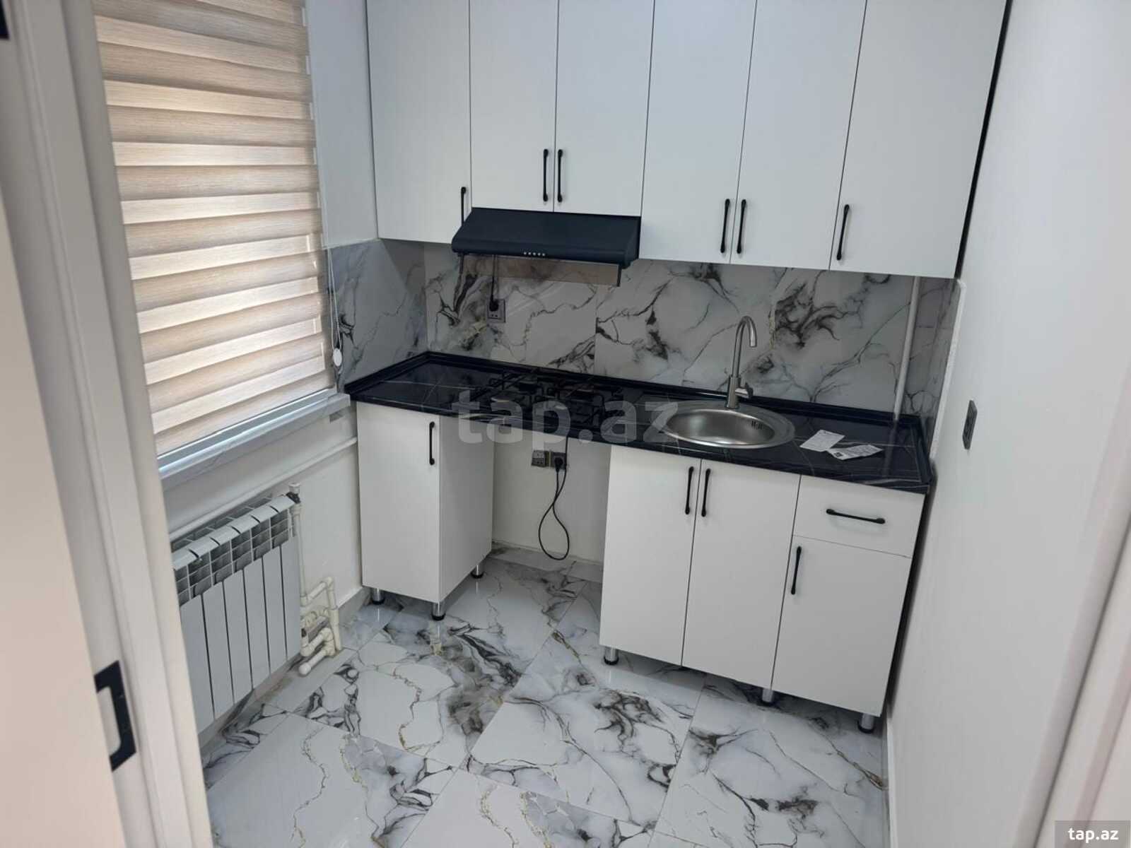3-otaqlı mənzil, Memar Əcəmi m., 70 m²