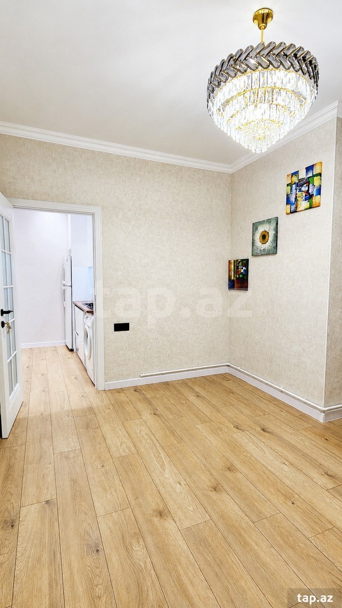 2-otaqlı yeni tikili, İnşaatçılar m., 55 m²