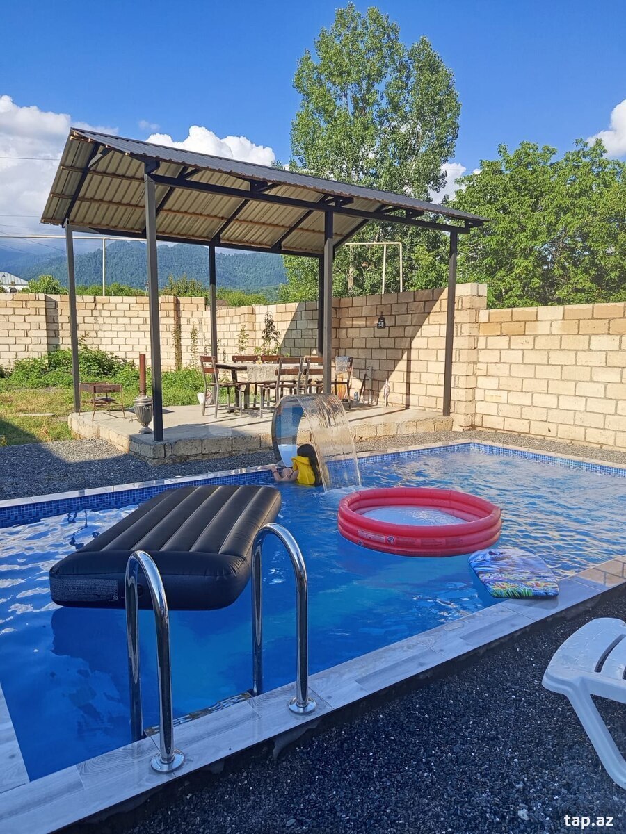 Bağ evi, Qəbələ r.