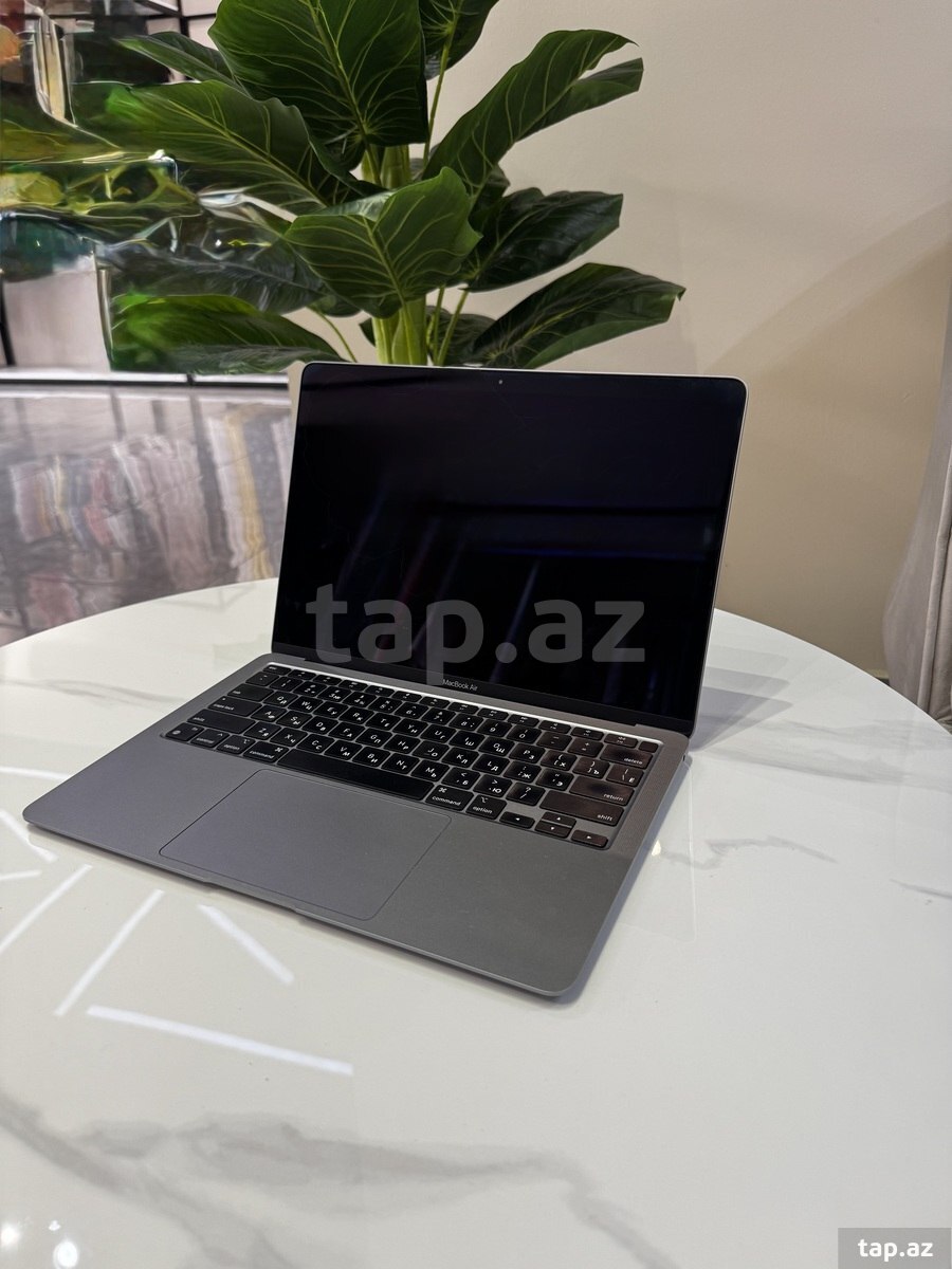 Apple MacBook Air M1 2020
