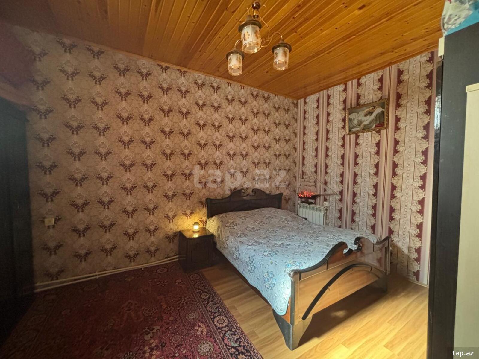 Həyət evi, Xəzər r.