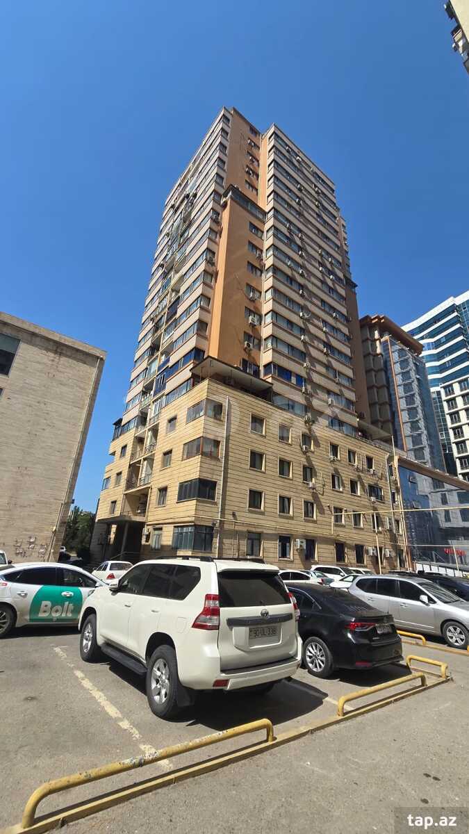 3-otaqlı yeni tikili, Babək pr., 120 m²