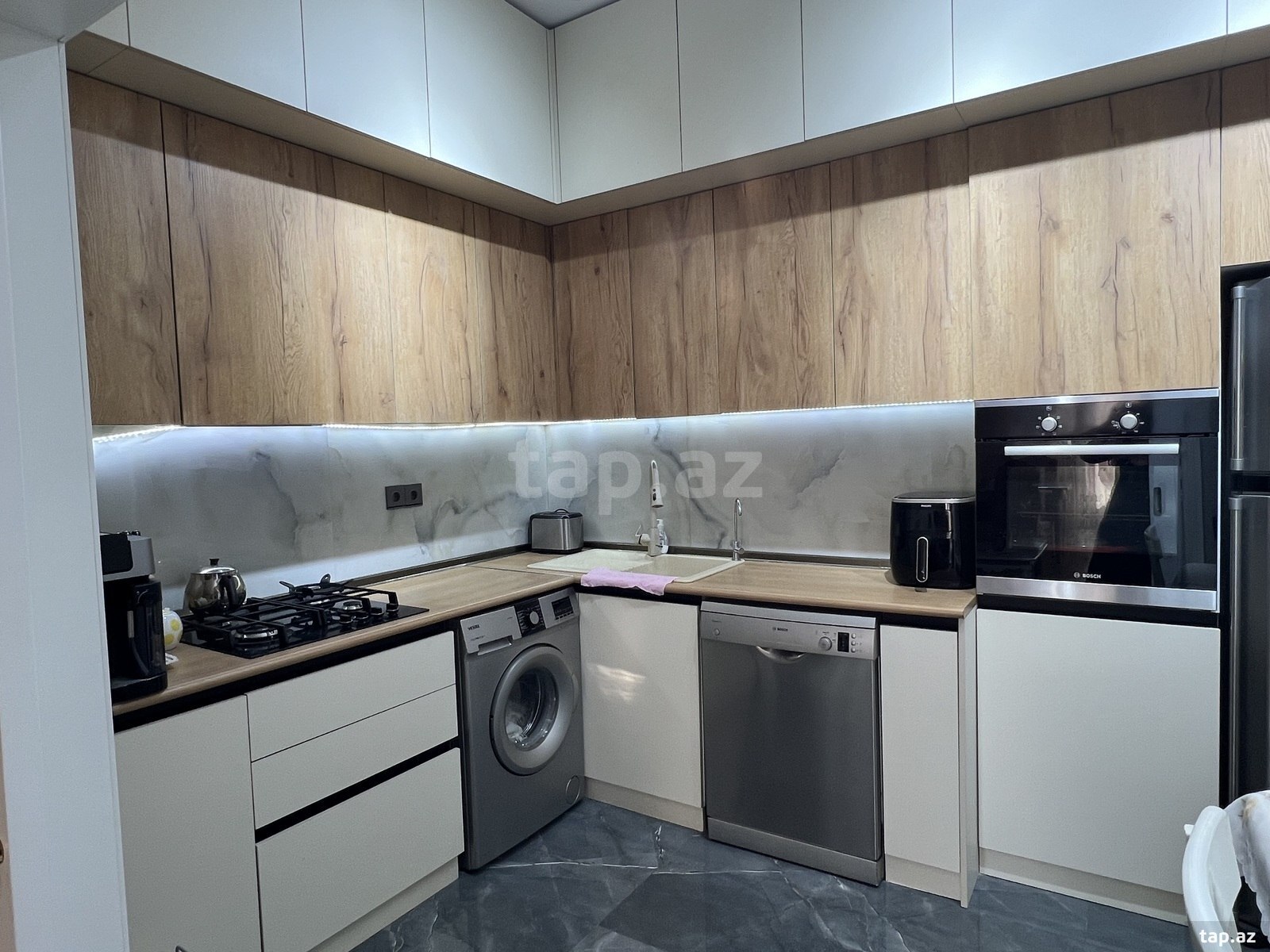4-otaqlı yeni tikili, Babək pr., 81 m²