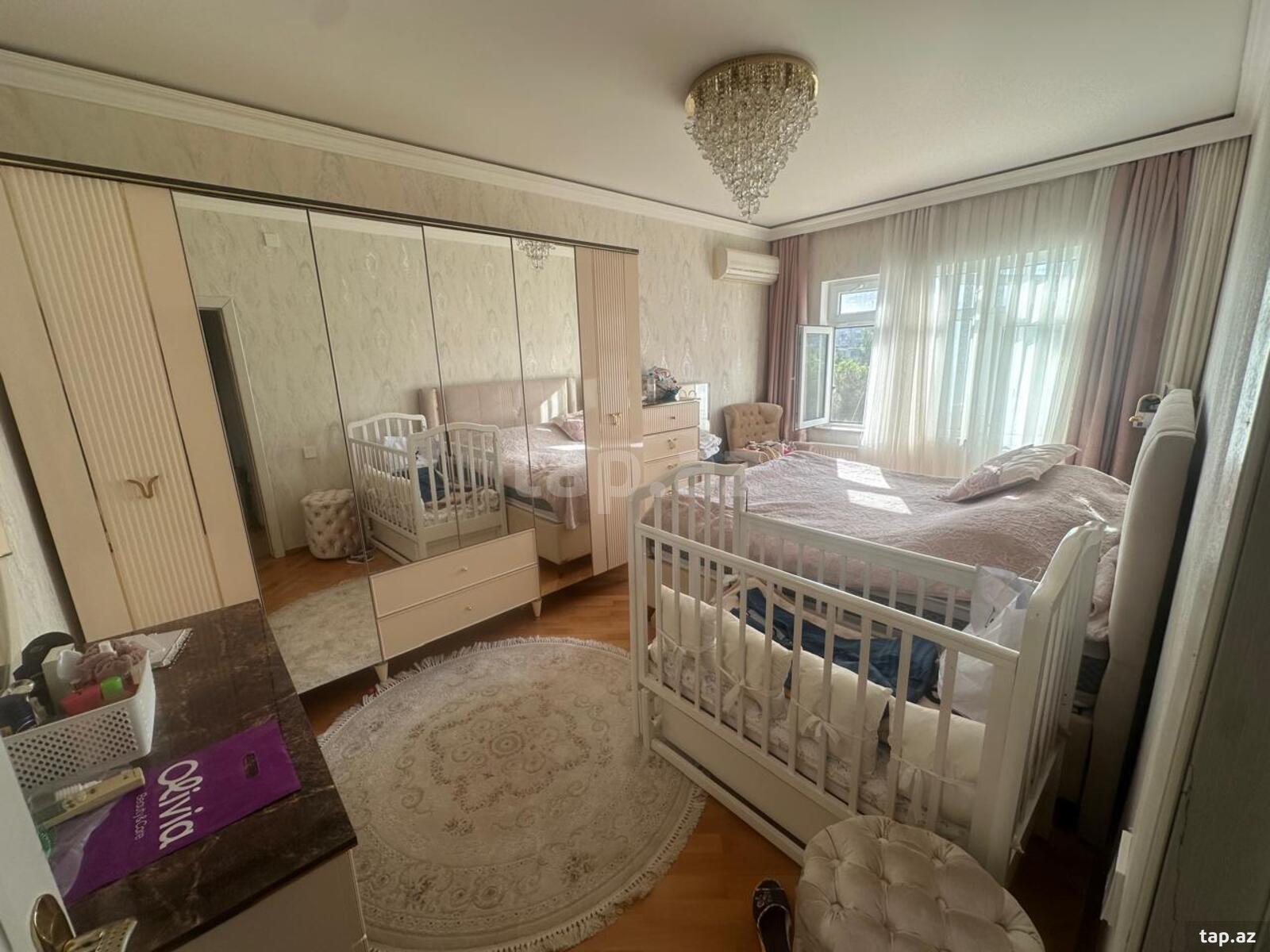 2-otaqlı mənzil, Mirmahmud Kazımovski küç., 70 m²