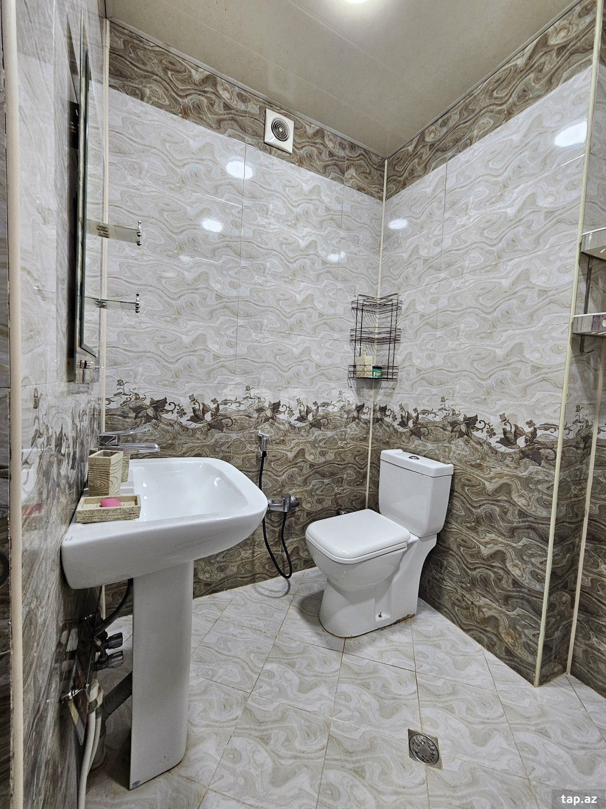 2-otaqlı yeni tikili kirayə verilir, Heydər Əliyev pr., 60 m²