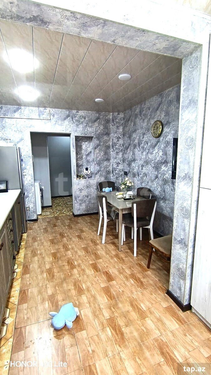 3-otaqlı mənzil, D.Bunyadzadə küç, 26, 70 m²