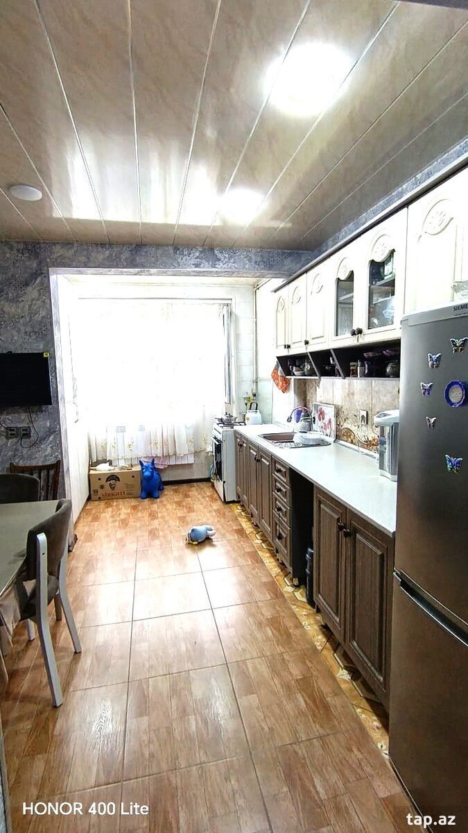 3-otaqlı mənzil, D.Bunyadzadə küç, 26, 70 m²