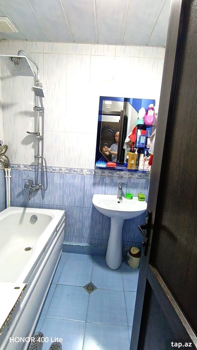 3-otaqlı mənzil, D.Bunyadzadə küç, 26, 70 m²