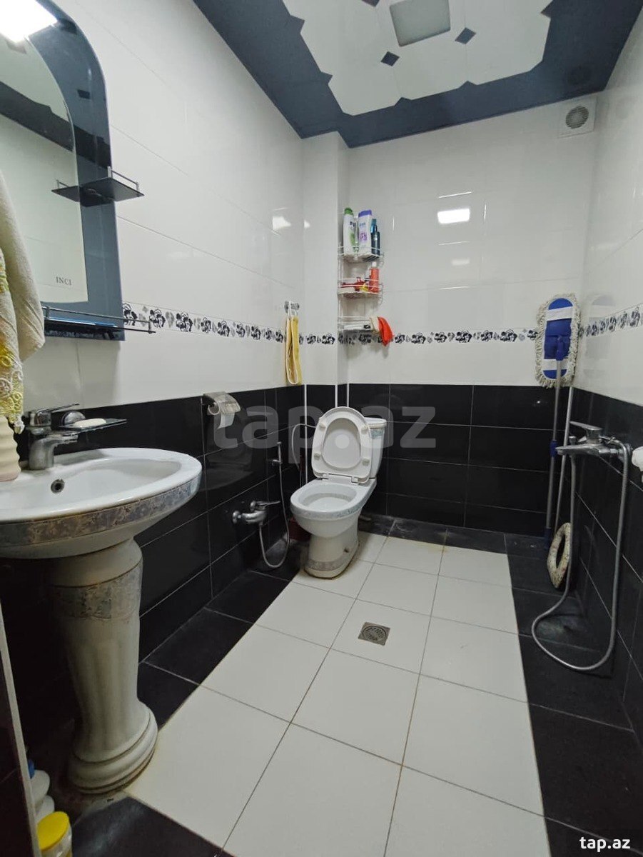 2-otaqlı yeni tikili, Qurtuluş küç. 93, 73 m²