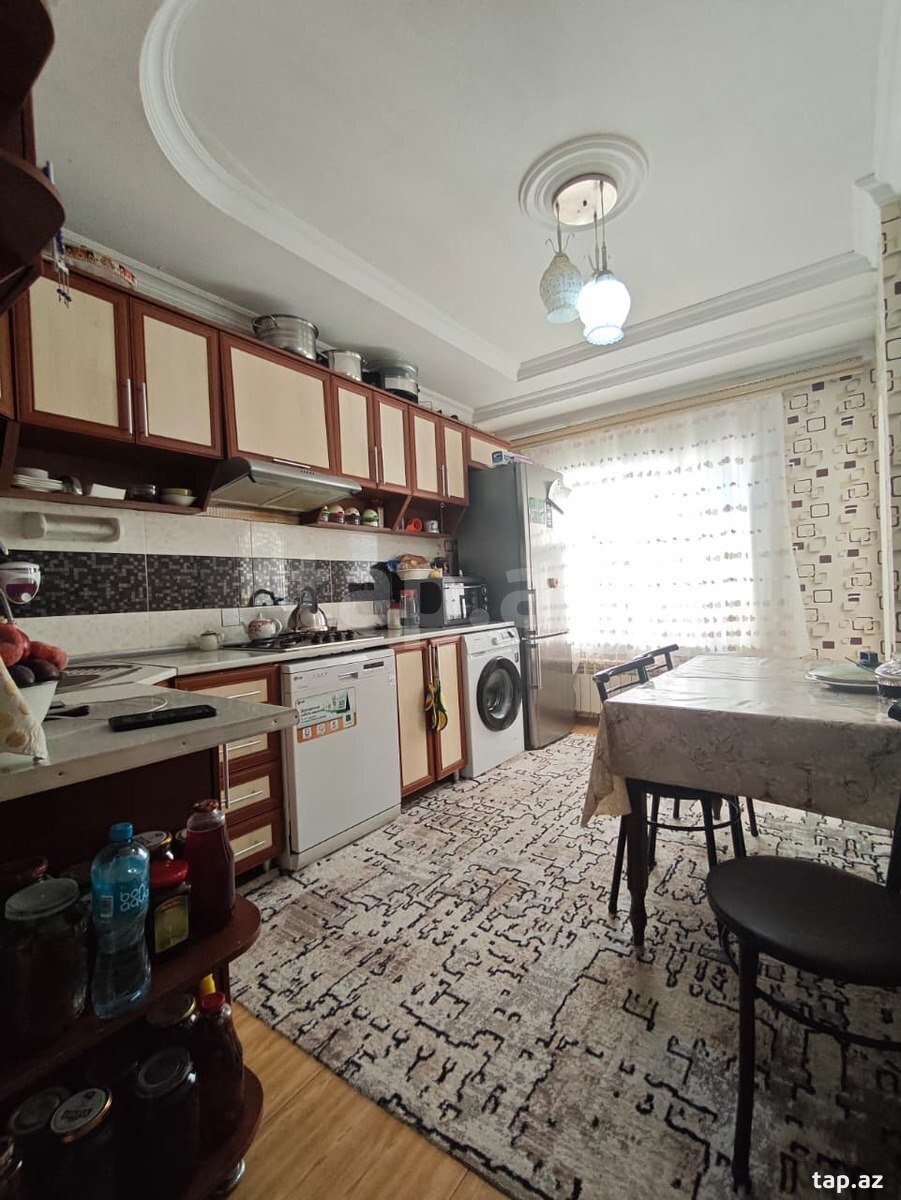 2-otaqlı yeni tikili, Qurtuluş küç. 93, 73 m²
