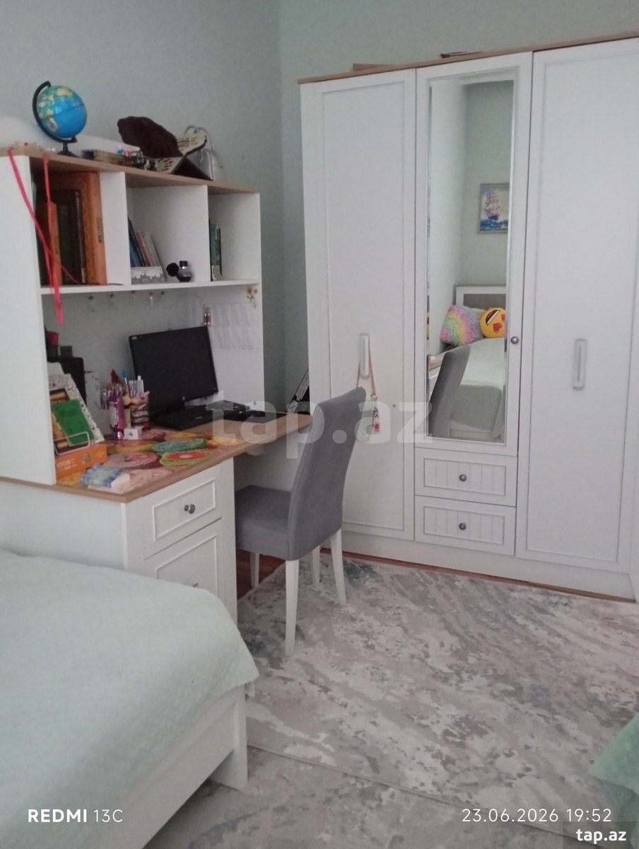 Həyət evi kirayə verilir, 8 Noyabr küç.