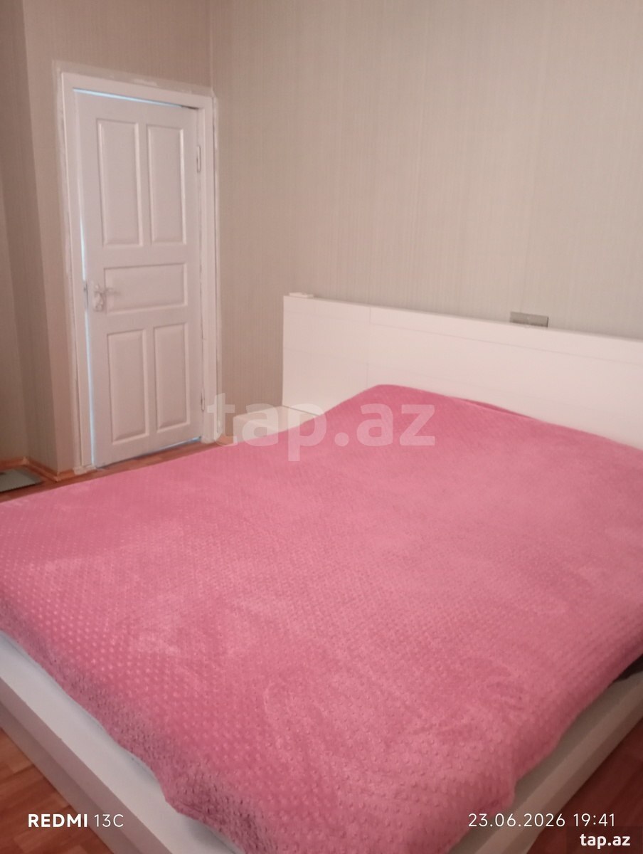 Həyət evi kirayə verilir, 8 Noyabr küç.