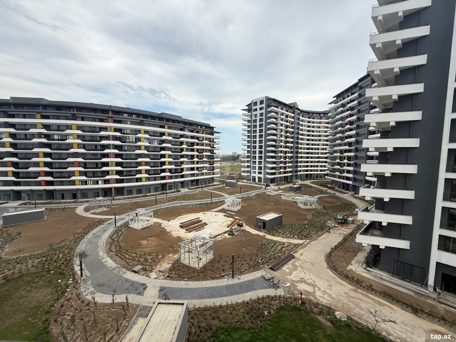 3-комн. квартира на продажу, Баку