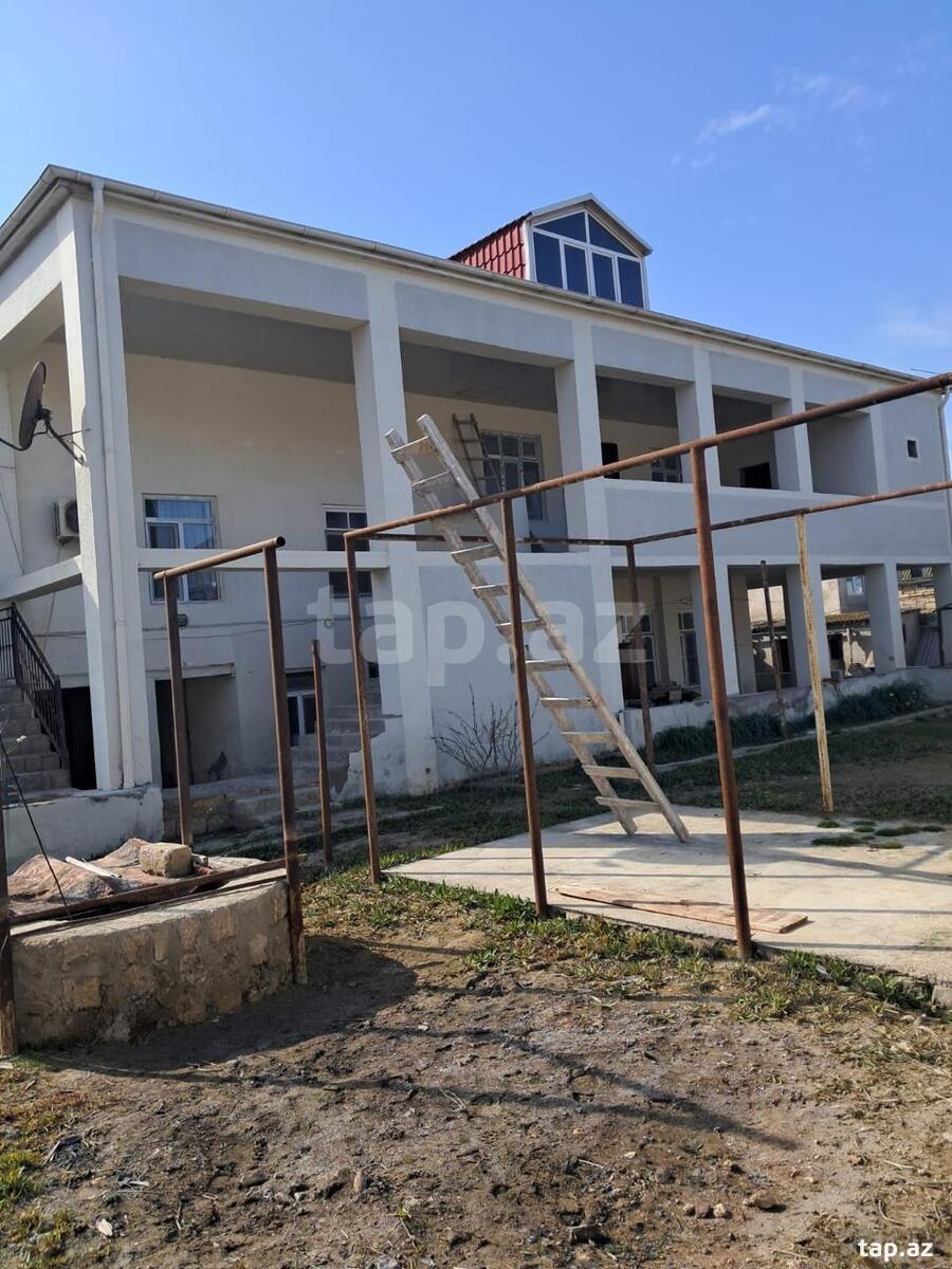 Həyət evi, Buzovna qəs.