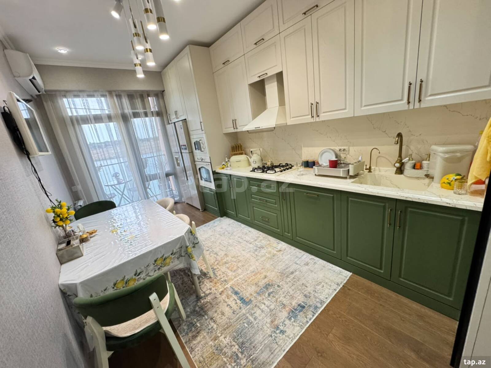 4-otaqlı yeni tikili, Yasamal r., 121 m²