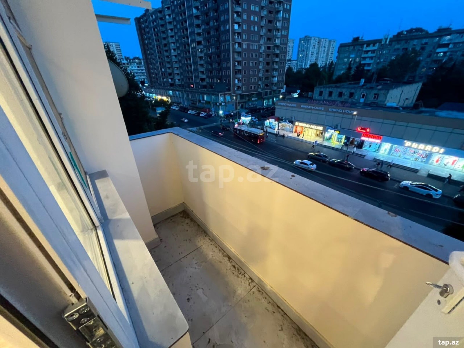 2-otaqlı mənzil, Əhmədli m., 65 m²