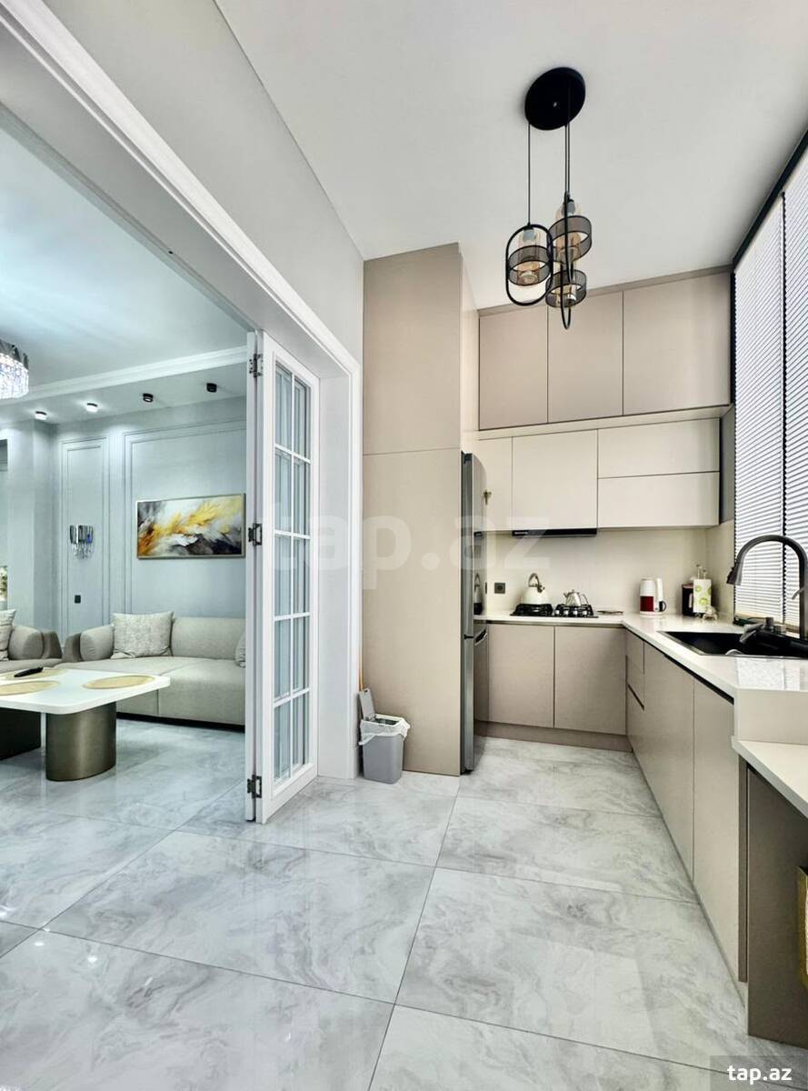 2-otaqlı yeni tikili, Binəqədi r., 90 m²